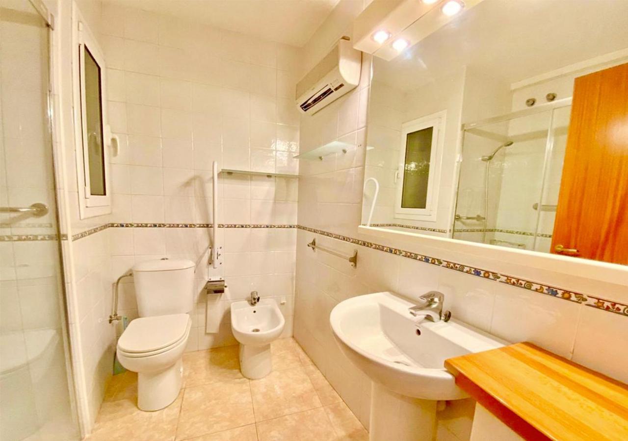 Apartamento Orient En Palamos Tercera Linea De Mar 外观 照片